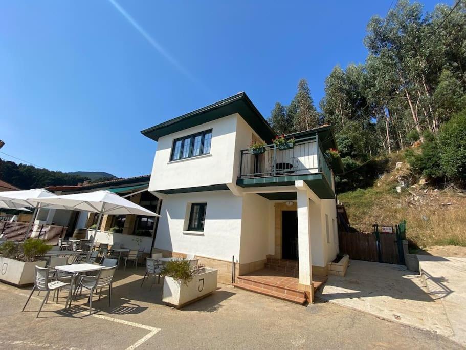 Casa En Montealegre Reformada Y Acogedora Sámano Kültér fotó