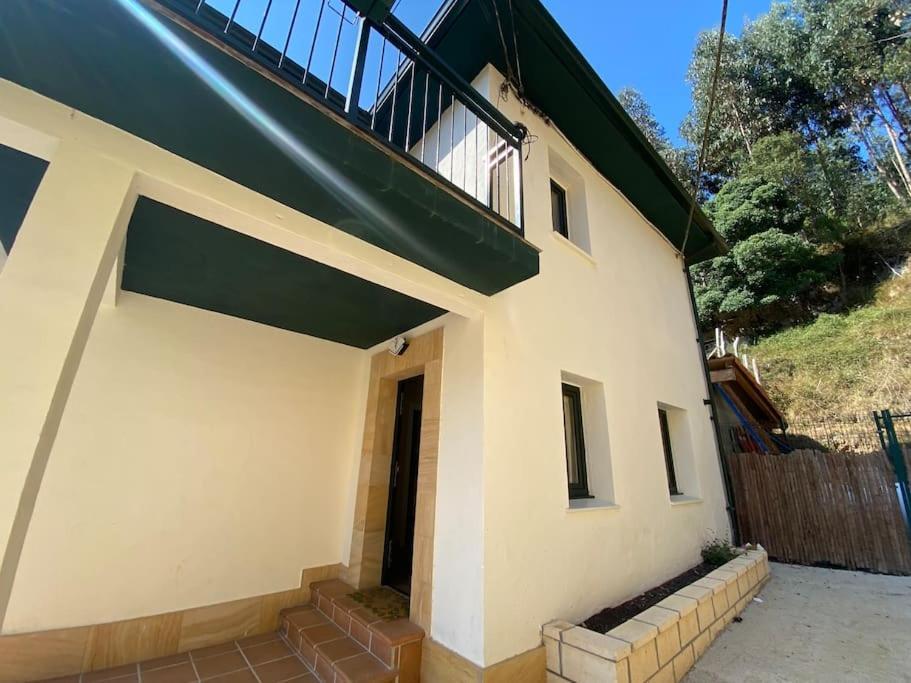 Casa En Montealegre Reformada Y Acogedora Sámano Kültér fotó